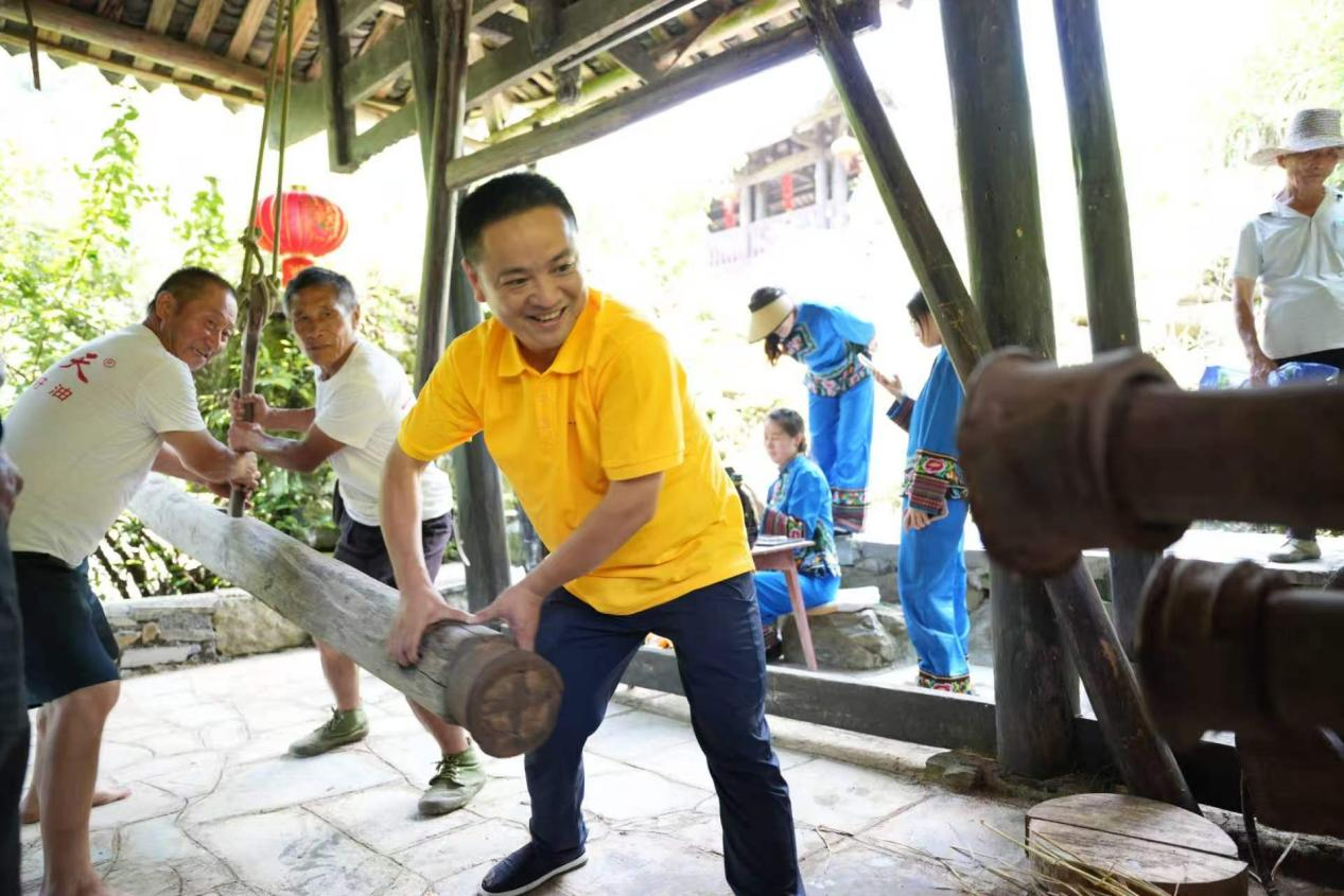 唐明亮：木榨声声传古韵，滴滴油香飘四海